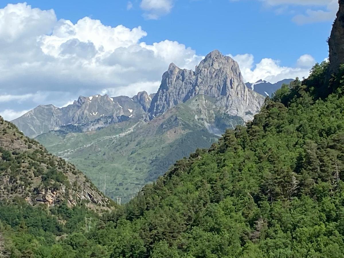 Mirador De Sallent - Piso Con Vistas Sallent de Gállego Eksteriør bilde